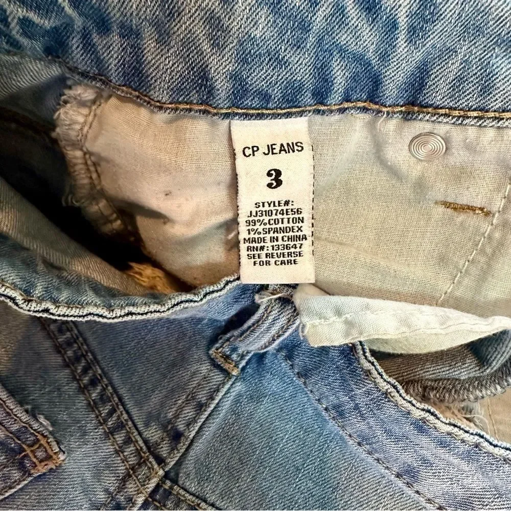 Buttonfly distressed high waist denim shorts